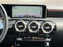 Mercedes-Benz A-klasse 180 AUTOMAAT AMG LINE SPORTSTOELEN/CARPLAY/LED/CAMERA/TREKHAAK/NL-AUTO/60.000 KM!