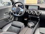 Mercedes-Benz A-klasse 180 AUTOMAAT AMG LINE SPORTSTOELEN/CARPLAY/LED/CAMERA/TREKHAAK/NL-AUTO/60.000 KM!
