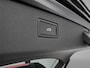 Volkswagen Tiguan 1.5 eHybrid 272pk R-Line Edition / Black style / Panoramadak / Leder / Trekhaak / 20" LMV / Fabriek garantie 2029 / Dodehoek herkenning / P4