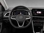 Volkswagen T-Roc 1.0 TSI Life / DIgitaal dashboard / App connect / Parkeersensoren V+A / All season banden / **