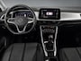 Volkswagen T-Roc 1.0 TSI Life / DIgitaal dashboard / App connect / Parkeersensoren V+A / All season banden / **