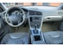 Volvo XC70 2.5 T MOMENTUM