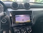 Suzuki Swift 1.2 Stijl Smart Hybrid | Trekhaak | Stoelverwarming | Climate Control | Camera | Lichtmetalen Velgen | Winterset |
