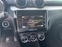 Suzuki Swift 1.2 Stijl Smart Hybrid | Trekhaak | Stoelverwarming | Climate Control | Camera | Lichtmetalen Velgen | Winterset |