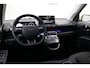 Hyundai Inster Evolve 49 kWh / 1ste Eigenaar / Navigatie / Adaptieve Cruise Control / NL Auto / Fabrieksgarantie / Keyless Entry / 17" LMV / Dakrails / Historie aanwezig /