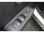 Hyundai Inster Evolve 49 kWh / 1ste Eigenaar / Navigatie / Adaptieve Cruise Control / NL Auto / Fabrieksgarantie / Keyless Entry / 17" LMV / Dakrails / Historie aanwezig /
