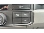 Volkswagen Crafter L3H3 2.0 TDI 140pk 3.5T Automaat Highline / Parkeersensoren / Geveerde stoel / Voorruitverwarming