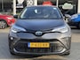 Toyota C-HR / C-HR+ 2.0 Hybrid Dynamic + afneembare trekhaak, NL Auto, zeer netjes en luxe