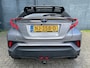 Toyota C-HR / C-HR+ 1.8 Hybrid 122pk Automaat Bi-Tone Plus | JBL Audio | Stoel/Stuurverwarming | Blindspot | Navi | Afneembare Trekhaak | Parkeercamera | LED |