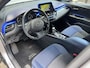 Toyota C-HR / C-HR+ 1.8 Hybrid 122pk Automaat Bi-Tone Plus | JBL Audio | Stoel/Stuurverwarming | Blindspot | Navi | Afneembare Trekhaak | Parkeercamera | LED |