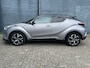 Toyota C-HR / C-HR+ 1.8 Hybrid 122pk Automaat Bi-Tone Plus | JBL Audio | Stoel/Stuurverwarming | Blindspot | Navi | Afneembare Trekhaak | Parkeercamera | LED |