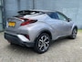 Toyota C-HR / C-HR+ 1.8 Hybrid 122pk Automaat Bi-Tone Plus | JBL Audio | Stoel/Stuurverwarming | Blindspot | Navi | Afneembare Trekhaak | Parkeercamera | LED |