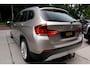 BMW X1 xDrive20i Business | Navigatie | Pano | Cruise | Airco
