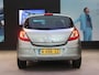 Opel Corsa BlitZ 100 pk | 1e Eigenaar | Navigatie | Stoel/Stuurverwarming | Trekhaak | Parkeersensoren achter