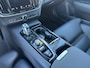 Volvo V90 2.0 T8 AWD PLUG-IN HYBRIDE / MOMENTUM / Panoramadak / Lederen bekleding / AppleCarplay / Boekjes aanwezig.