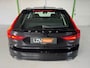 Volvo V90 2.0 T8 AWD PLUG-IN HYBRIDE / MOMENTUM / Panoramadak / Lederen bekleding / AppleCarplay / Boekjes aanwezig.