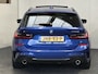 BMW 3-Serie TOURING 330E XDRIVE 4X4 PHEV HIGH EXECUTIVE M PAKKET LEDER/ALCANTARA NAVIGATIE CRUISE CONTROL PANORAMA SCHUIF/KANTELDAK APPLE CARPLAY/ANDROID KEYLESS GO UITKLAPBARE TREKHAAK PDC ZEER MOOI !!