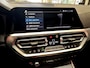 BMW 3-Serie TOURING 330E XDRIVE 4X4 PHEV HIGH EXECUTIVE M PAKKET LEDER/ALCANTARA NAVIGATIE CRUISE CONTROL PANORAMA SCHUIF/KANTELDAK APPLE CARPLAY/ANDROID KEYLESS GO UITKLAPBARE TREKHAAK PDC ZEER MOOI !!