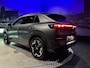 Volkswagen T-Roc 1.5 eTsi R-Line First Edition *Led*Camera*