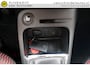 Renault Captur 0.9 TCe Helly Hansen 90PK - NL AUTO - NAP NAVI - KEYLESS - BLUETOOTH - HALF LEDER - PARKEERSENSOREN - 17 INCH LMV - CRUISE - CLIMATE - R-LINK - AUT. VERLICHTING - 4 ELEKTR RAMEN