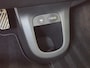 Hyundai Ioniq 5 Lounge 77.4 kWh / SOH 100% / Fabrieksgarantie tot 12-2027 / Dealer onderhouden / Trekhaak afneembaar / CCS snelladen / Warmtepomp / Head Up Display / Rondomzicht camera / Trekgewicht 1600 kg / Stuur- Stoel & Achterbank verwarming / Elektrische achterklep /