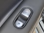 Hyundai Ioniq 5 Lounge 77.4 kWh / SOH 100% / Fabrieksgarantie tot 12-2027 / Dealer onderhouden / Trekhaak afneembaar / CCS snelladen / Warmtepomp / Head Up Display / Rondomzicht camera / Trekgewicht 1600 kg / Stuur- Stoel & Achterbank verwarming / Elektrische achterklep /