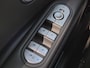 Hyundai Ioniq 5 Lounge 77.4 kWh / SOH 100% / Fabrieksgarantie tot 12-2027 / Dealer onderhouden / Trekhaak afneembaar / CCS snelladen / Warmtepomp / Head Up Display / Rondomzicht camera / Trekgewicht 1600 kg / Stuur- Stoel & Achterbank verwarming / Elektrische achterklep /