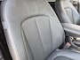 Hyundai Ioniq 5 Lounge 77.4 kWh / SOH 100% / Fabrieksgarantie tot 12-2027 / Dealer onderhouden / Trekhaak afneembaar / CCS snelladen / Warmtepomp / Head Up Display / Rondomzicht camera / Trekgewicht 1600 kg / Stuur- Stoel & Achterbank verwarming / Elektrische achterklep /
