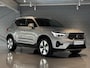Volvo XC40 1.5 T5 Recharge R-Design Plus Bright | PHEV | Achteruitrijcamera | Parkeersensoren | Lichtmetalen Velgen 18" | Elektrisch Verstelbare Voorstoelen | Stoelverwarming | getinte ramen vanaf B stijl