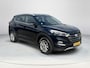 Hyundai Tucson 1.6 GDi Go! Cruise Control | Navigatie | Bluetooth | Afneembare Trekhaak |Stoel Verwarming | Achterbank Verwarming | Lane Assist | Lichtmetalen Velgen |  Dealer Onderhouden |