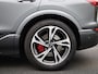 Audi Q6 e-tron S edition 100 kWh 388 PK | S-Line | Automaat | Panoramadak | Luchtvering | Trekhaak | 360 Camera | Alcantara | Navigatie | Stoelverwarming | Bijrijdersscherm | Keyless |