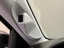 Peugeot 208 Allure | Elektrische parkeerrem | Extra getinte achterste zijruiten en achterruit | Extra getinte achterste zijruiten en achterruit