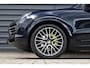 Porsche Cayenne 3.0 E-Hybrid 462pk Sport Chrono | Pano | Trekhaak | 360 Camera | Bose | Stuurverwarming | Luchtvering | Orig. NL |