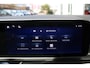 Mercedes-Benz V-klasse 300d / AMG / Exclusive / 6-Pers / INCL BTW-BPM / 360 Camera / Burmester / Vol Opties / NIEUWSTAAT!!