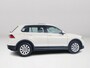 Volkswagen Tiguan 1.4 TSI Connected Series | Panoramadak | Parkeercamera | Stoelverwarming