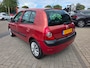 Renault Clio 1.4-16V Dynamique Luxe | AUTOMAAT | Met o.a. airco, elektrische ramen, bluetooth radio, en cruise!
