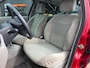 Renault Clio 1.4-16V Dynamique Luxe | AUTOMAAT | Met o.a. airco, elektrische ramen, bluetooth radio, en cruise!