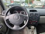 Renault Clio 1.4-16V Dynamique Luxe | AUTOMAAT | Met o.a. airco, elektrische ramen, bluetooth radio, en cruise!