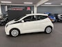 Toyota Aygo 1.0 VVT-i x-play/ NL auto/ 18.479 KM/ Achteruitrijcamera/ 5 deurs