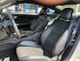 Ford Mustang Fastback 2.3 EcoBoost / 317 PK / Automaat / Race-Striping / Borla Performance sport-uitlaat / Vol-lederen stoelen mét verwarming en koeling / Keyless entry / Schakelflippers stuurwiel / Xenon lampen / Dynamische knipperlichten achter / Climate Control / Cruise Control / Bluetooth Tel + Media / Stuurwielbediening / Shaker Audiosysteem / Achteruitrij-camera + PDC achter / ETC.
