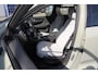 Volvo XC40 T5 262PK Automaat Plug-in hybrid Ultimate Dark / Adaptive cruise control / Trekhaak / Elektrische stoelen / Harman Kardon audio / Pilot assist / BLIS / Stoel en stuur verwarming / Elektrische achterklep / Parkeersensoren met 360 camera