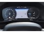 Volvo XC40 T5 262PK Automaat Plug-in hybrid Ultimate Dark / Adaptive cruise control / Trekhaak / Elektrische stoelen / Harman Kardon audio / Pilot assist / BLIS / Stoel en stuur verwarming / Elektrische achterklep / Parkeersensoren met 360 camera