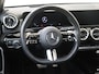 Mercedes-Benz A-klasse 250 e Business Solution AMG Panoramadak / Memorystoelen / 20 inch wielen