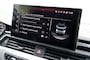 Audi A4 Avant 40 TFSI S-Line - 204 pk **Pano / Trekhaak / Navi / Carplay