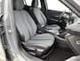 Peugeot 2008 SUV Allure Hybrid 145pk Automaat | Navigatie | Climate Control | Cruise Control | Parkeersensoren v+a | Armsteun | Digitaal instrumentenpaneel | DAB+ radio | Led koplampen | Donker getint glas | 17" lichtmetalen velgen |