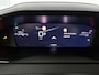 Peugeot 2008 SUV Allure Hybrid 145pk Automaat | Navigatie | Climate Control | Cruise Control | Parkeersensoren v+a | Armsteun | Digitaal instrumentenpaneel | DAB+ radio | Led koplampen | Donker getint glas | 17" lichtmetalen velgen |