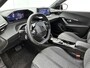 Peugeot 2008 SUV Allure Hybrid 145pk Automaat | Navigatie | Climate Control | Cruise Control | Parkeersensoren v+a | Armsteun | Keyless | Digitaal instrumentenpaneel | Draadloze Apple Carplay / Android Auto | Bluetooth | DAB+ radio | Led koplampen | Donker getint glas | 17" lichtmetalen velgen |