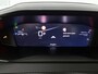 Peugeot 2008 SUV Allure Hybrid 145pk Automaat | Navigatie | Climate Control | Cruise Control | Parkeersensoren v+a | Armsteun | Keyless | Digitaal instrumentenpaneel | Draadloze Apple Carplay / Android Auto | Bluetooth | DAB+ radio | Led koplampen | Donker getint glas | 17" lichtmetalen velgen |