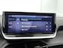 Peugeot 2008 SUV Allure Hybrid 145pk Automaat | Navigatie | Climate Control | Cruise Control | Parkeersensoren v+a | Armsteun | Digitaal instrumentenpaneel | DAB+ radio | Led koplampen | Donker getint glas | 17" lichtmetalen velgen |