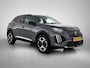 Peugeot 2008 SUV Allure Hybrid 145pk Automaat | Navigatie | Climate Control | Cruise Control | Parkeersensoren v+a | Armsteun | Digitaal instrumentenpaneel | DAB+ radio | Led koplampen | Donker getint glas | 17" lichtmetalen velgen |